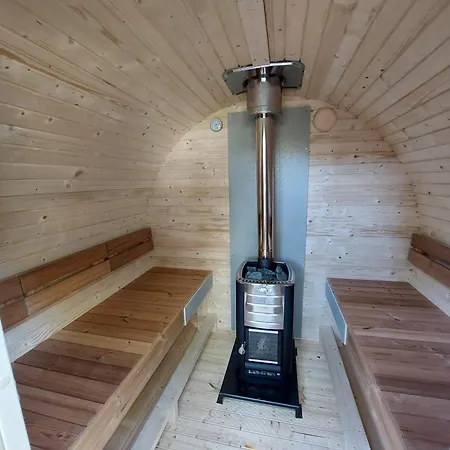 Veluwe Vakanties: Chalet Retreat with Private Sauna in National Park Putten Exterior photo