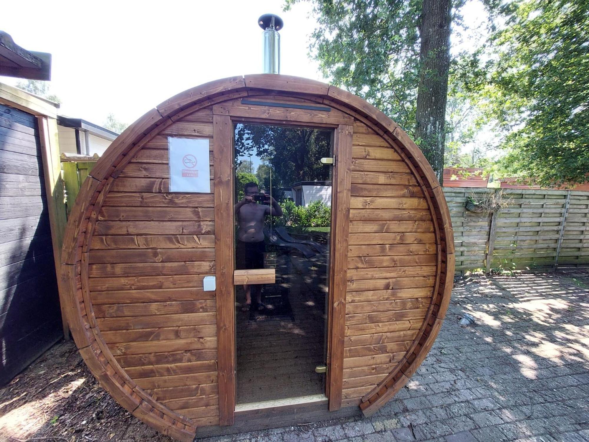 Veluwe Vakanties: Retreat With Private Sauna In National Park *