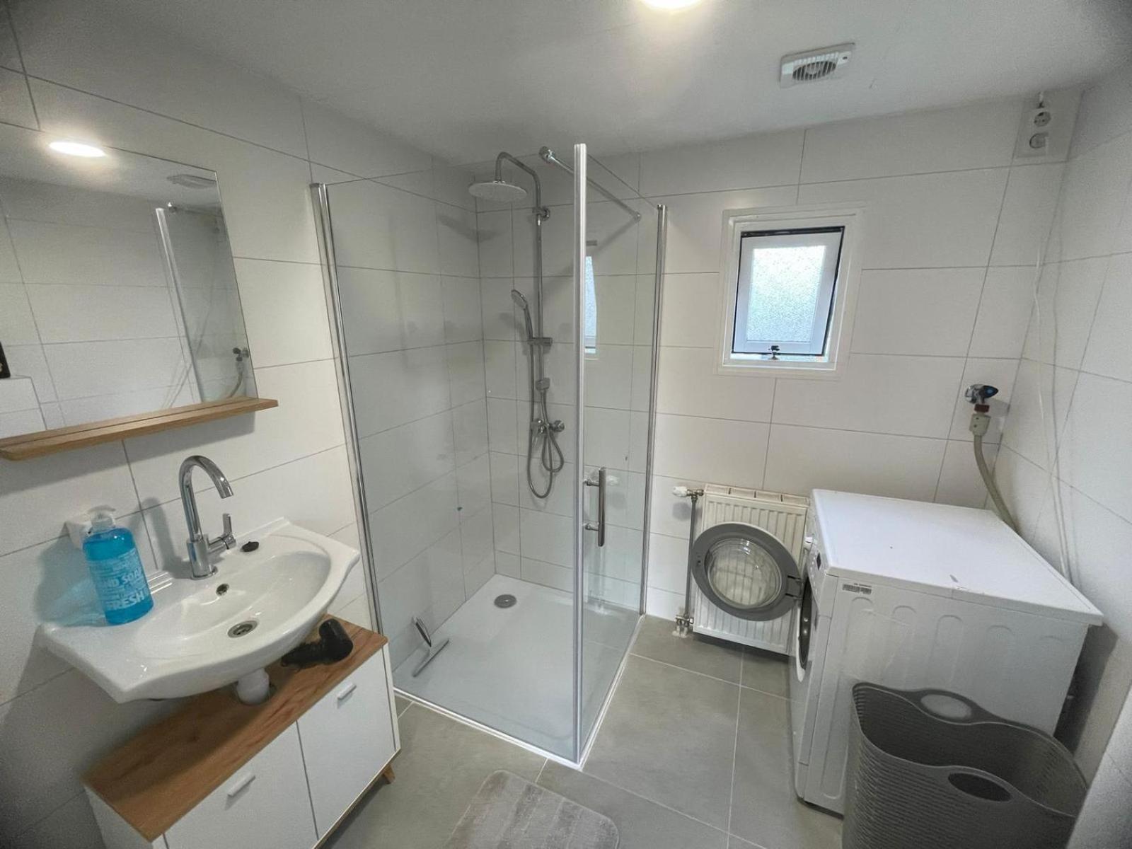 Veluwe Vakanties: Retreat With Private Sauna In National Park *